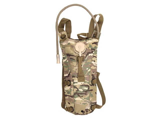 Zaino Hydration System Carrier - multicamo di 8FIELDS