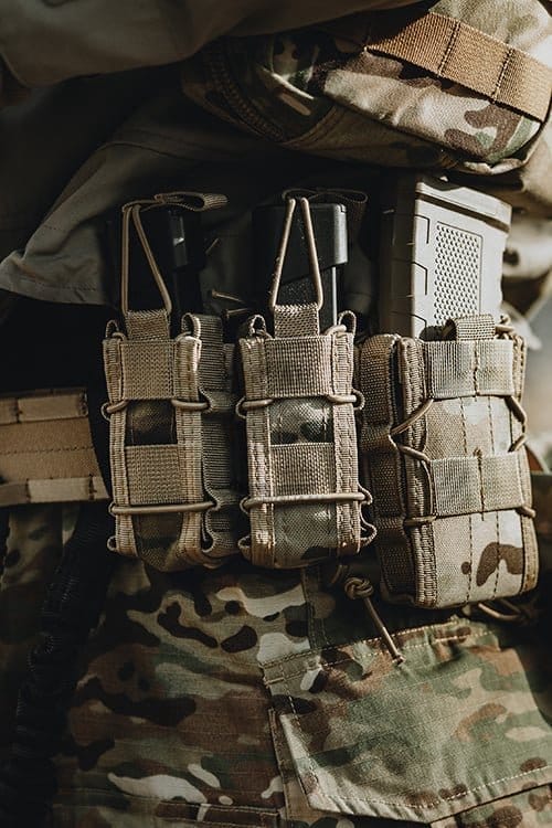 Pouch per caricatori pistola Multicamo di 8FIELDS