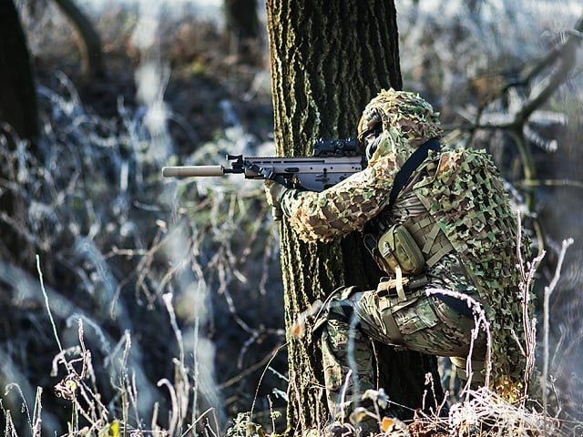 Compact Sniper Suit - Multicamo di EMERSONGEAR