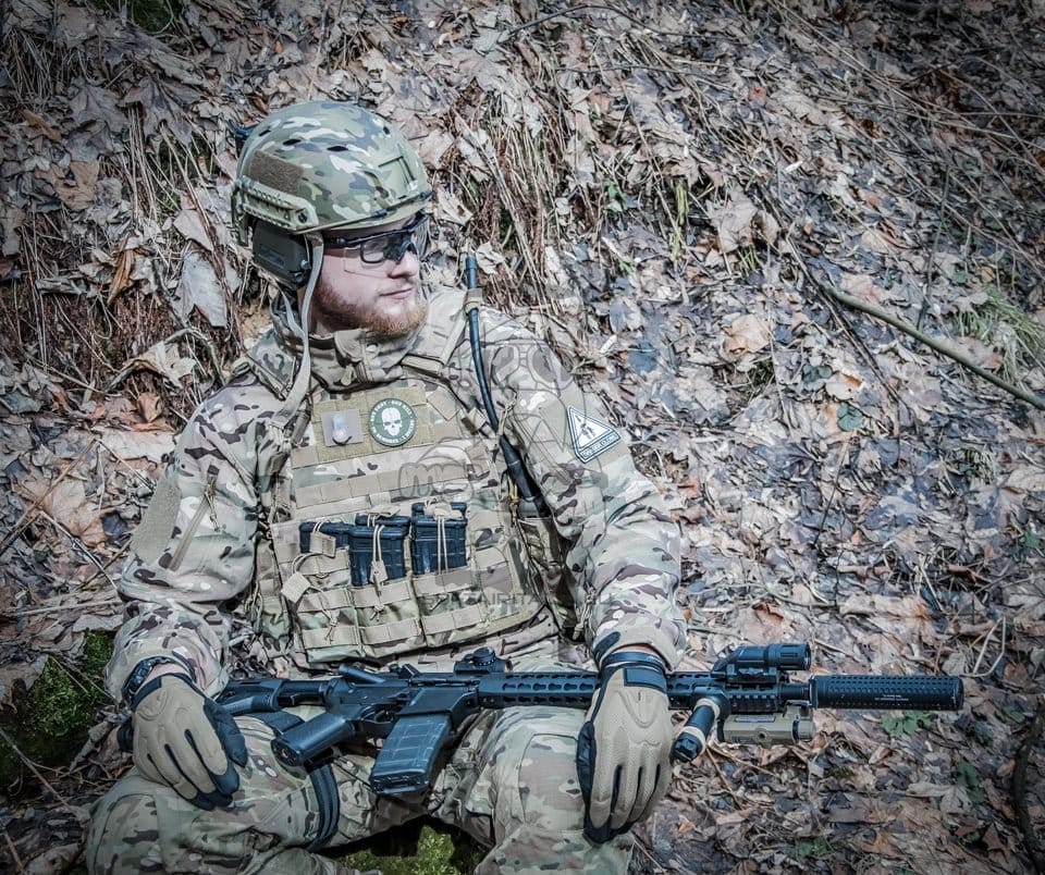 Triple Stacker M4/M16 Mag Pouch di 8FIELDS
