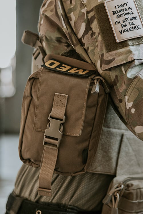 EMT Pouch Coyote di 8FIELDS