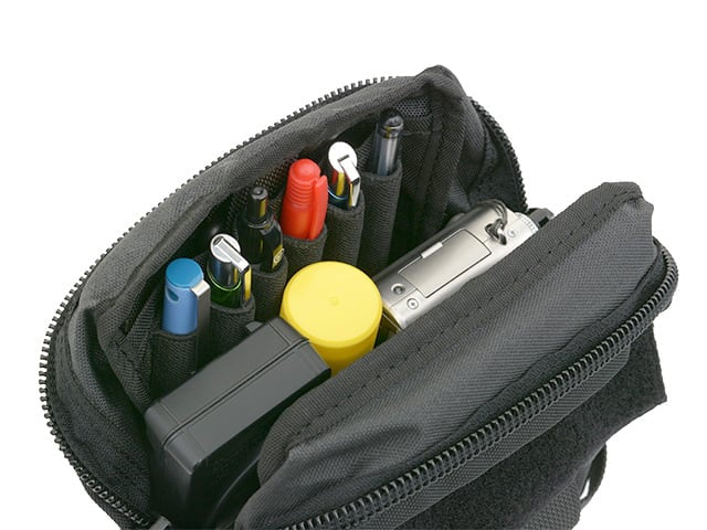 Large-Capacity GP Admin Pouch di 8FIELDS