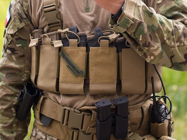 Cintura Tattica Padded MOLLE (M) - Black di 8FIELDS