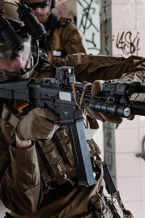 Red Dot Compact FC1 di BIG DRAGON