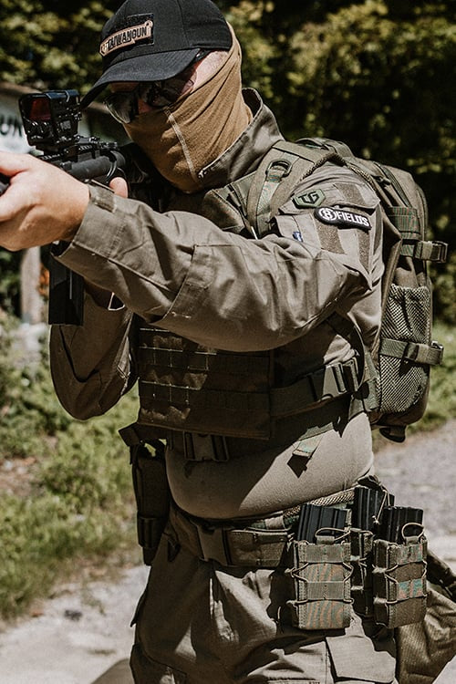 MOLLE Single Rifle Mag Speed Pouch - Olive di 8FIELDS