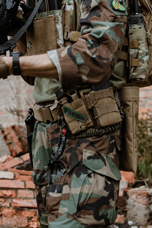 MOLLE Single Rifle Mag Speed Pouch di 8FIELDS