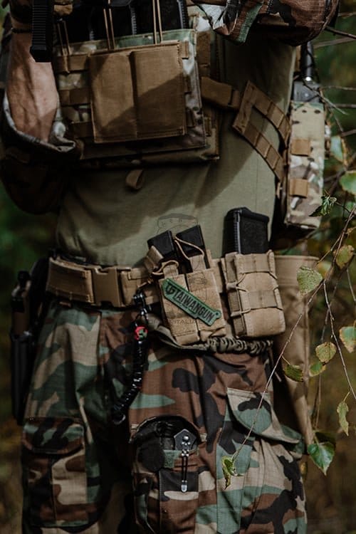 MOLLE Single Rifle Mag Speed Pouch di 8FIELDS