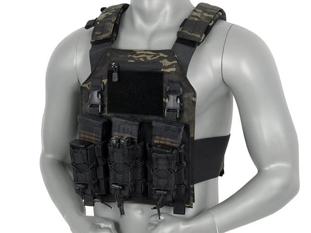 Buckle Up Speed Triple Mag Pouch Multicamo di 8FIELDS