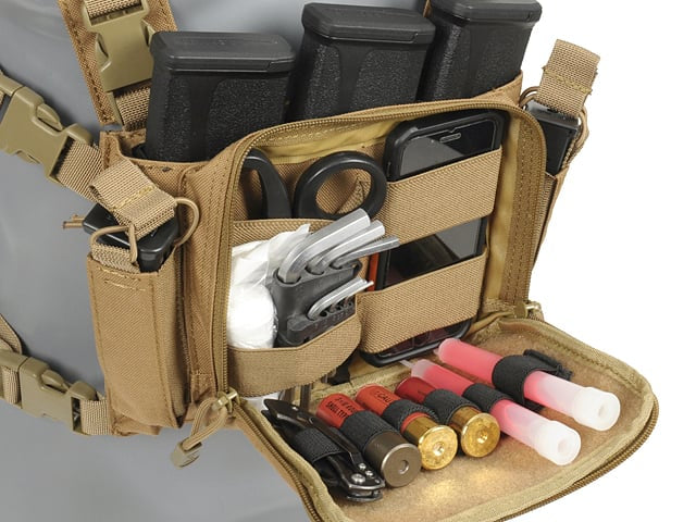 Gilet Tattico Compact Multi-Mission di 8FIELDS