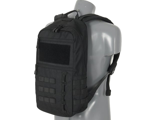 Zaino Tattico EXPLORADOR 15L di 8FIELDS