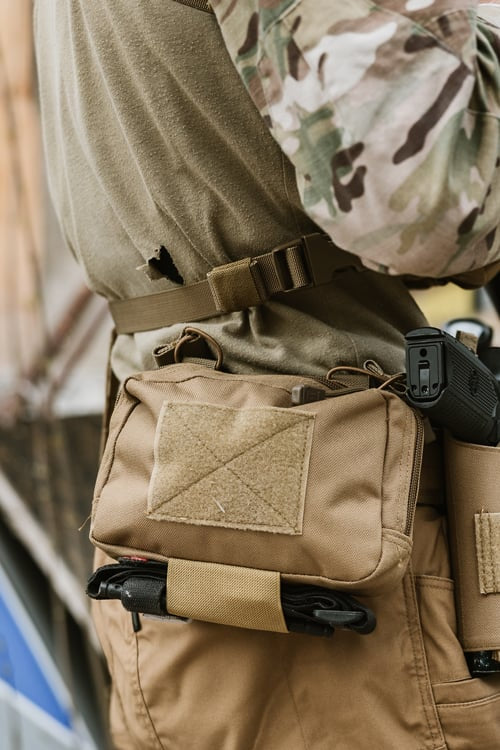 Modular Admin Pouch - Coyote di 8FIELDS