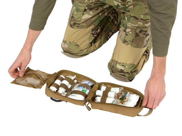 Large Rip-Off Medical Pouch - Coyote di 8FIELDS