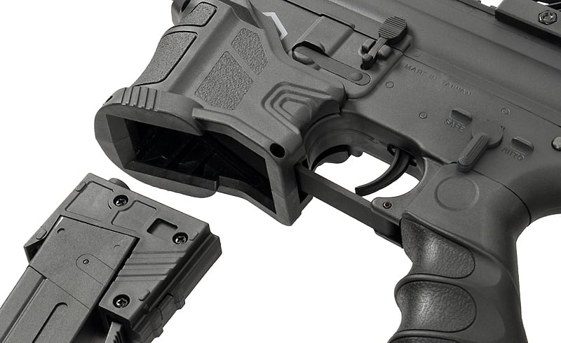 SR4 ST FALCON-ZS - Black di SRC