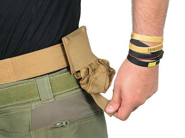 Belt Mounted Small Dump Pouch - Black di 8FIELDS