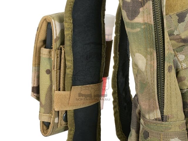 Multi-Way Carry Phone Pouch di 8FIELDS