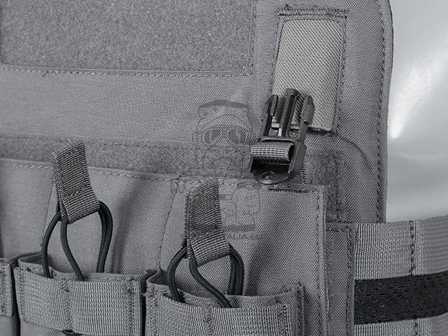 420 Plate Carrier - Coyote Brown di EMERSONGEAR