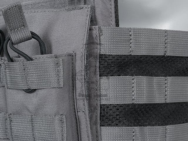 420 Plate Carrier - Coyote Brown di EMERSONGEAR