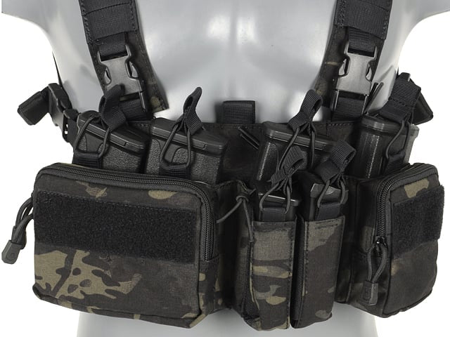 Buckle Up Recce/Sniper Chest Rig - Multicam Black di 8FIELDS PREMIUM