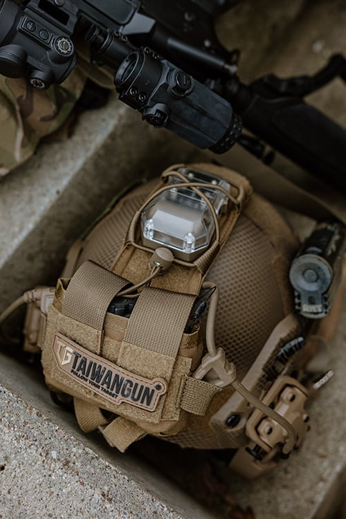 Accessory Pouch for Helmet di EMERSONGEAR
