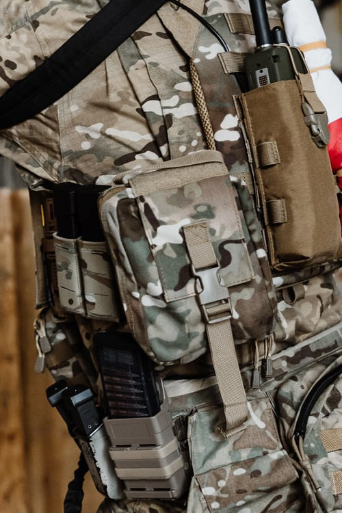 EMT Pouch Multicamo di 8FIELDS