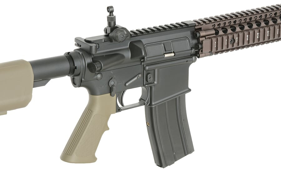 Fucile Gas Blow-Back Daniel Defense MK18 di EMG