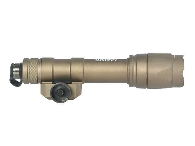 Torcia Tattica V600 di WADSN