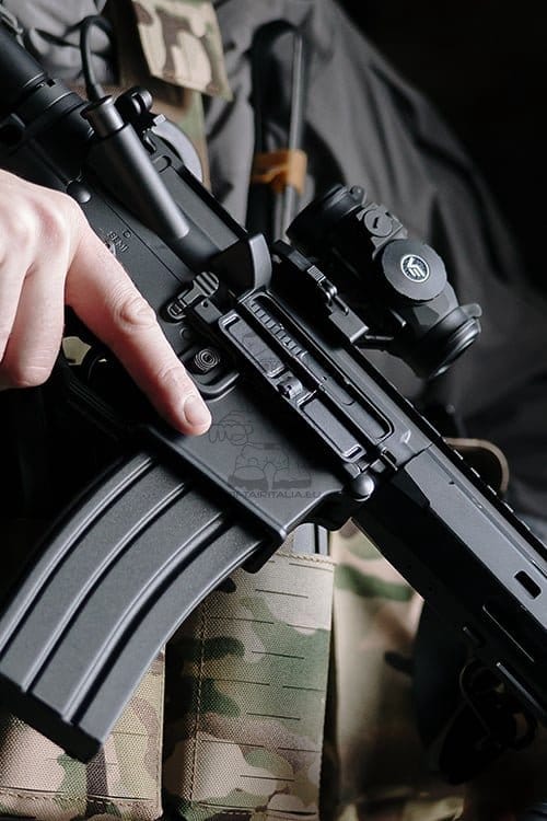 Maverick-IV 1x20 Red Dot Sight di VECTOR OPTICS