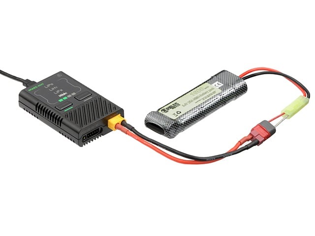 Caricabatterie Imars Mini Charger di GENS ACE