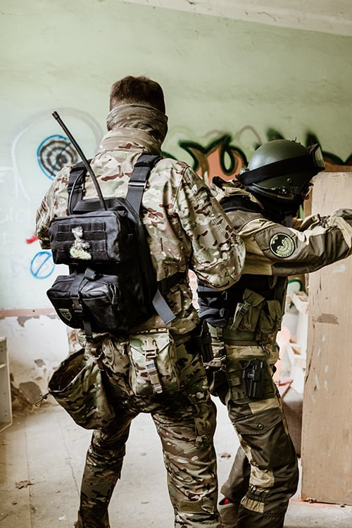 Assault Back Panel Mod.3 - Black di 8FIELDS
