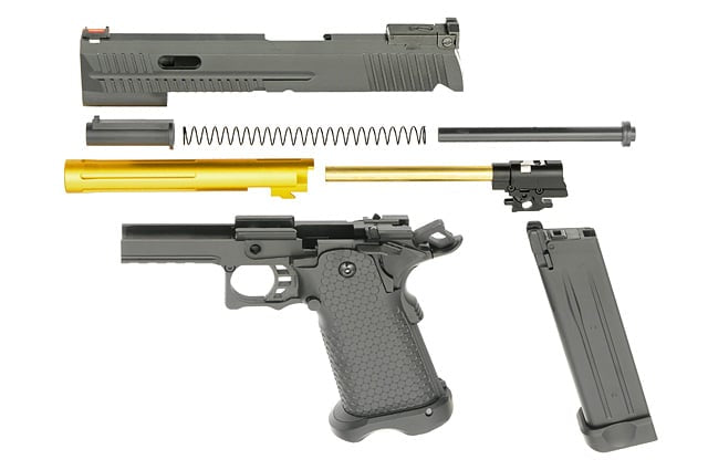 Replica Pistol Gas Blowback di GOLDEN EAGLE