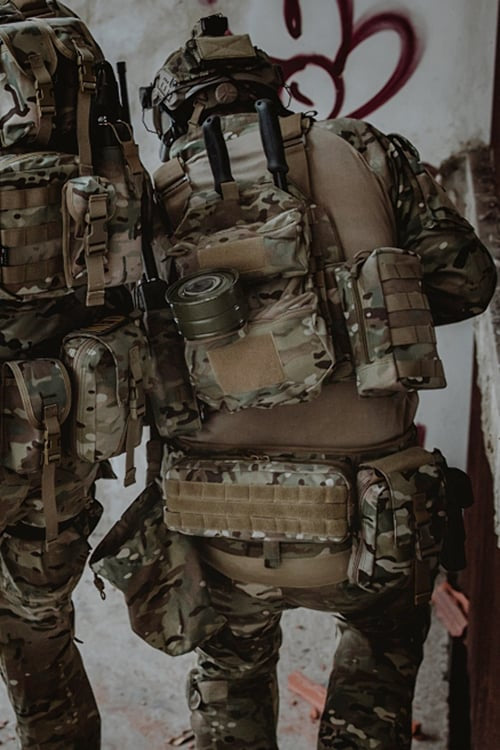 Big Utility Pouch Multicamo di 8FIELDS