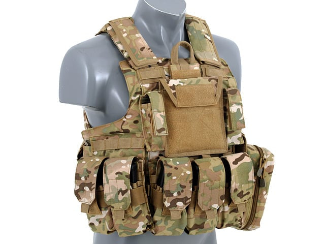 Combat Modular Armor System Replica di 8FIELDS