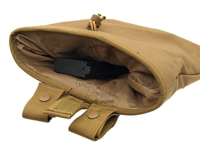 Roll-Up Dump Pouch Coyote di 8FIELDS