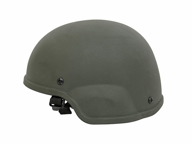 Elmetto MICH2000 Leggero - Olive di 8FIELDS