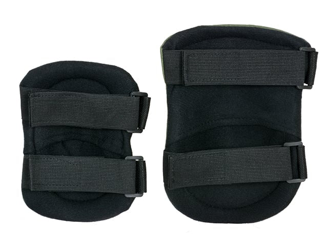 Ginocchiere e Gomitiere Olive di 8FIELDS