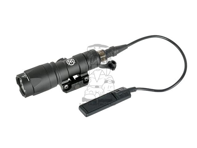 Torcia Tactical M300A Mini Scout 280lm di WADSN