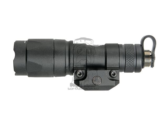Tactical Flashlight M300A Mini Scout di WADSN