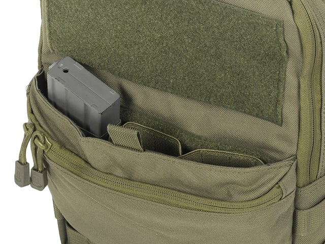 Zaino Multiuso V2 - Olive di 8FIELDS