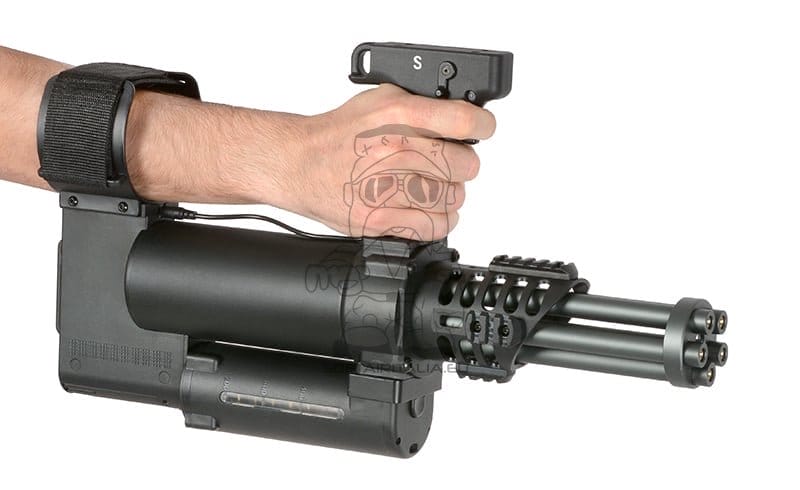 Replica Minigun di WELL