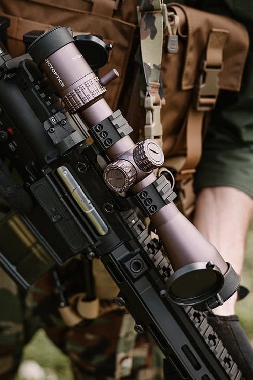 Scope S4 4-16X44 Coyote FDE di VECTOR OPTICS