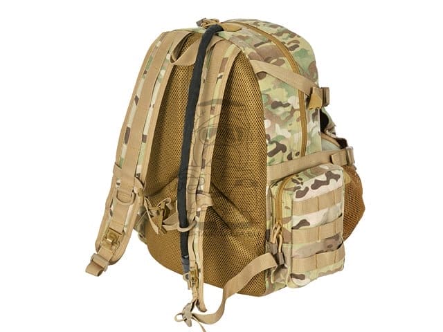 Zaino tattico con tasca per casco - Multicamo di 8FIELDS