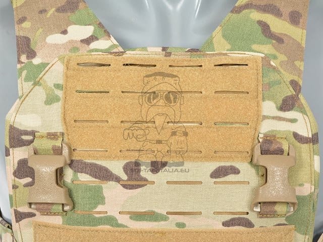 Buckle-Up Laser Cut Plate Carrier di 8FIELDS PREMIUM