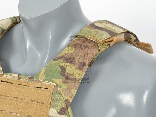 Buckle-Up Laser Cut Plate Carrier di 8FIELDS PREMIUM