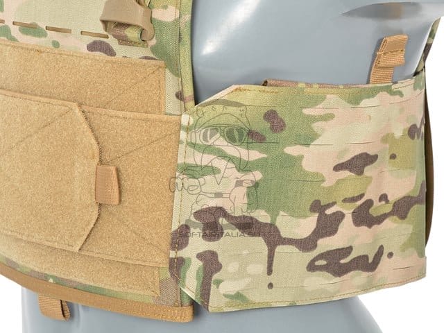 Buckle-Up Laser Cut Plate Carrier di 8FIELDS PREMIUM