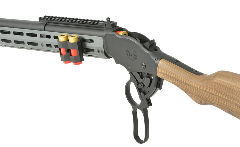 Replica Shotgun Lever Action di GOLDEN EAGLE
