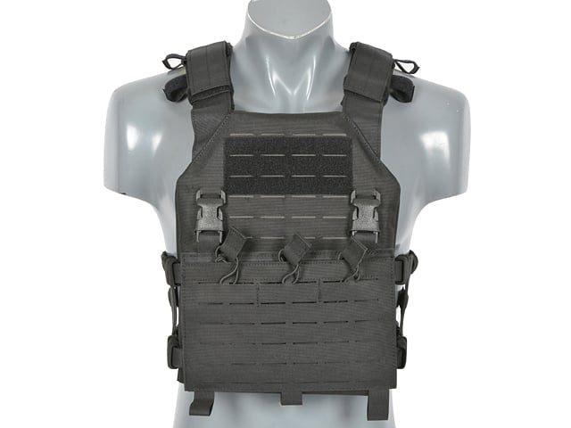 Buckle Up Assault Plate Carrier di 8FIELDS