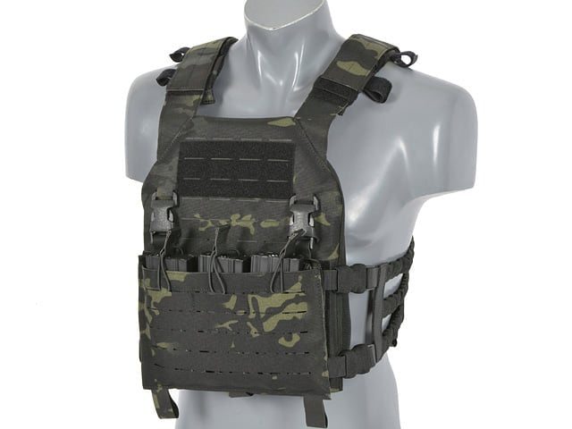 Buckle Up Assault Plate Carrier di 8FIELDS