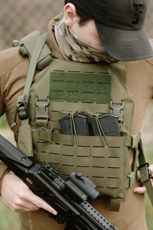 Plate Carrier Buckle Up di 8FIELDS