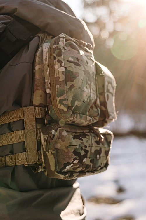 Large Laser-Cut General-Purpose Pouch di 8FIELDS
