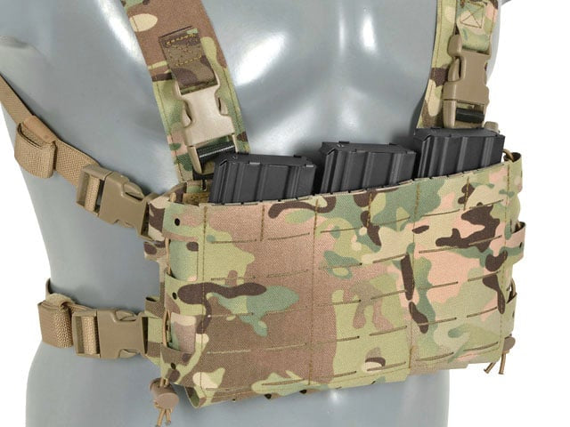 Chest Rig COMPACT MOLLE Laser Cut - Multicamo di 8FIELDS